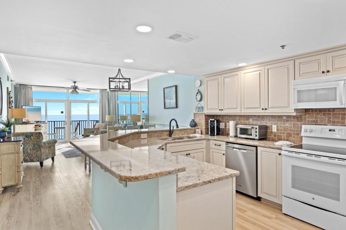 Popular attractions Area Nearby Property